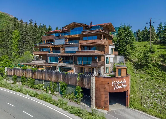 Kitzbueheler Alpenlodge A8 *